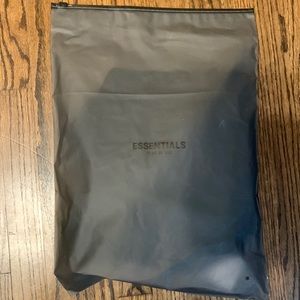 Fear of God Essentials Crewneck T-shirt